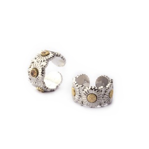 Bague à motif fleuri
