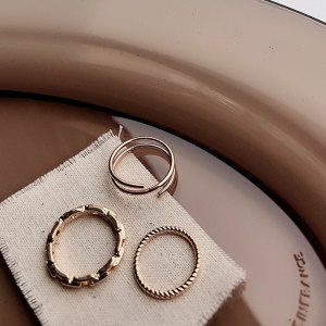 Ensemble de trois bagues simple pour femme