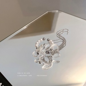Ornement de main créative en acrylique avec décoration de perles
