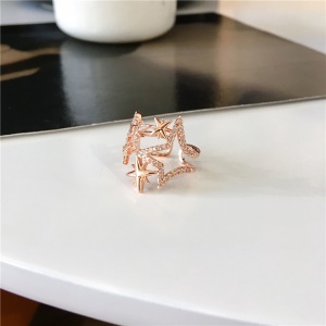 Bague Zircon avec ouverture