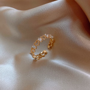 Bague en zircon avec ouvertures creuse en forme de coeur plaqué avec or véritable