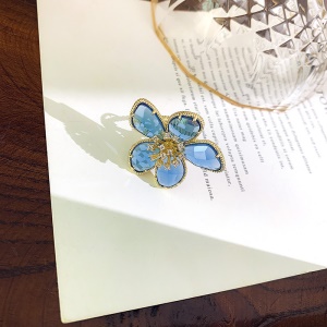 bague ouvert en forme de fleur en cristal