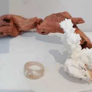 Bague en acrylique vente en gros