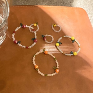 Accessoires décoratifs (bracelets et bagues)