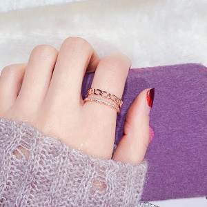 Bague ouverte  en zircon