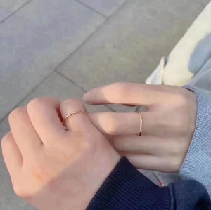 Bague carrée avec diamant artificiels incrustés bijoux pour femmes