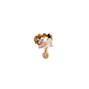 Bague à motif fleuri