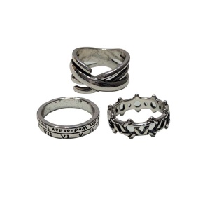 Bague vintage avec design stylé pour femme