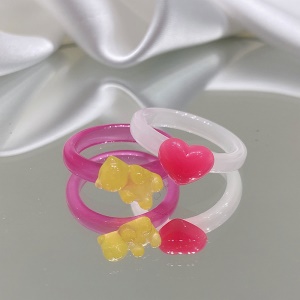 Bague pour jeune fille