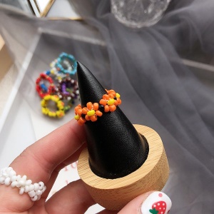 Bague mignonne  à petites fleurs