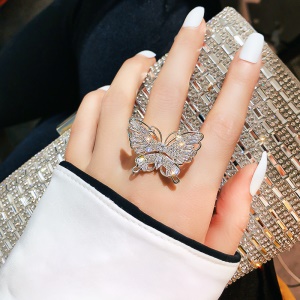Bague en zircon en forme de papillon avec sensation de luxe