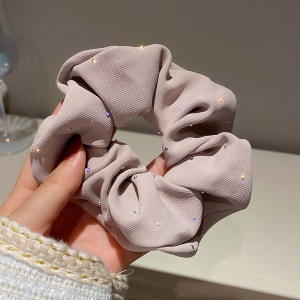 Chouchou cheveux avec décoration de diamant artificiel