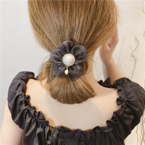 Attache cheveux avec perles