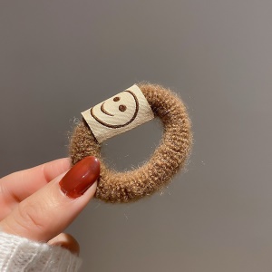 Chouchou attache cheveux en peluche