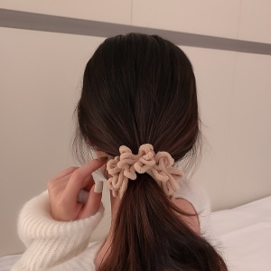 Élastique à cheveux Ours en laine bouclée