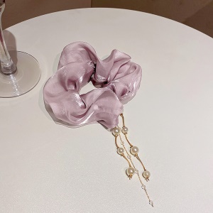 Attache cheveux avec Boucle