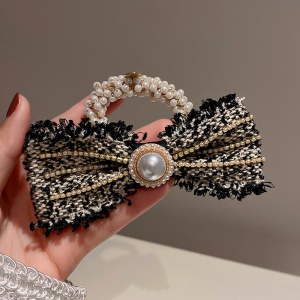 Accessoires de cheveux avec décoration fleuri et de perle