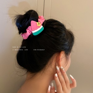 Attache cheveux en tissu