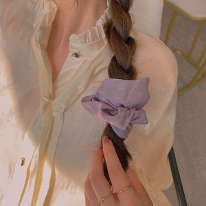 Attache cheveux en tissu