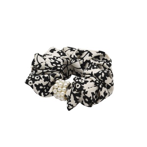 Attache cheveux en tissu  incrusté de perles
