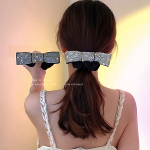 Boucle de cheveux arc avec diamant artificiel