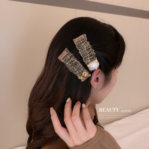 Accessoires de cheveux à carreaux arc plissé