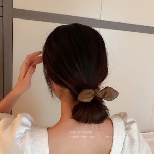 Chouchou attache cheveux en cuir artificiel