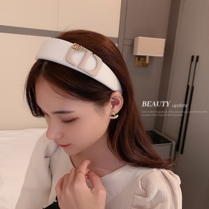 Bandeau en cuir pour cheveux