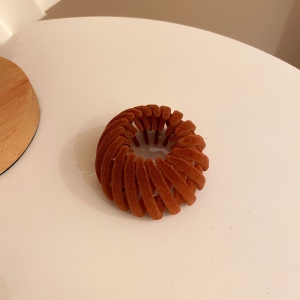 Chouchou en velours attache cheveux style de nid d'oiseau