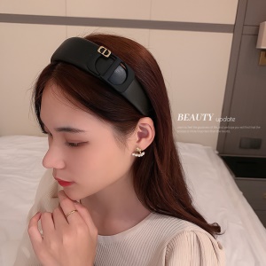 Bandeau en cuir pour cheveux