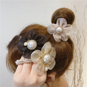Attache cheveux avec perles