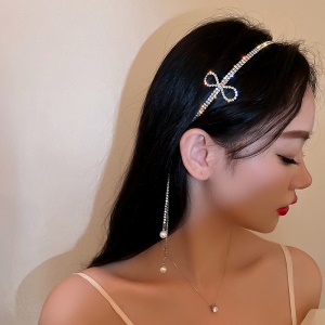 Arc en diamant artificiel pour les cheveux