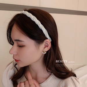 Cerceau de cheveux avec des perles artificiels décorés