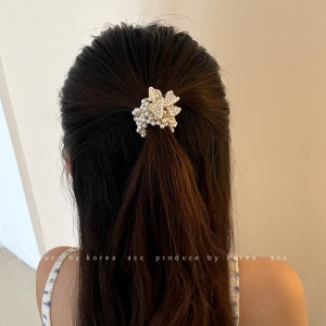 Elastique à cheveux en perle avec diamants artificiels