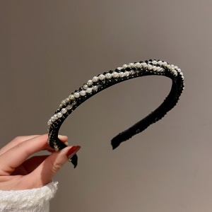 Cerceau de cheveux avec des perles artificiels décorés