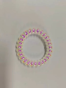 Attache cheveux style ligne téléphonique