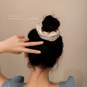 Chouchou élastique à cheveux avec décoration de diamants