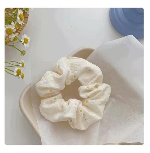 Attache cheveux motif fleuri