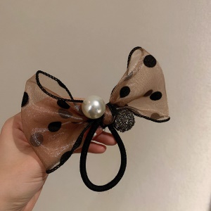 Attache cheveux avec perle