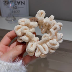 Élastique à cheveux Ours en laine bouclée