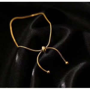 Bracelet de cheville en acier titane avec réglage de traction