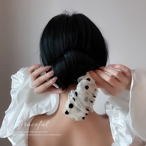 Attache cheveux en tissu