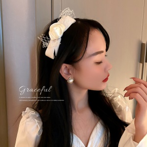 Elastique à cheveux en dentelle avec décoration  de rose