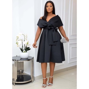 Robe de soirée grande dame manche ouvert sans col