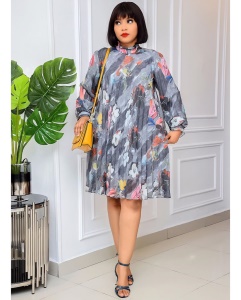 Robe mi courte ample à longues manches