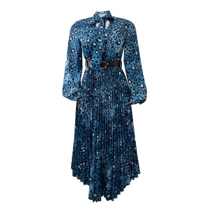 Robe bas plissé col écharpe en V