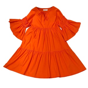 Robe décontractée et aérée à manche entonnoir et col à lacet